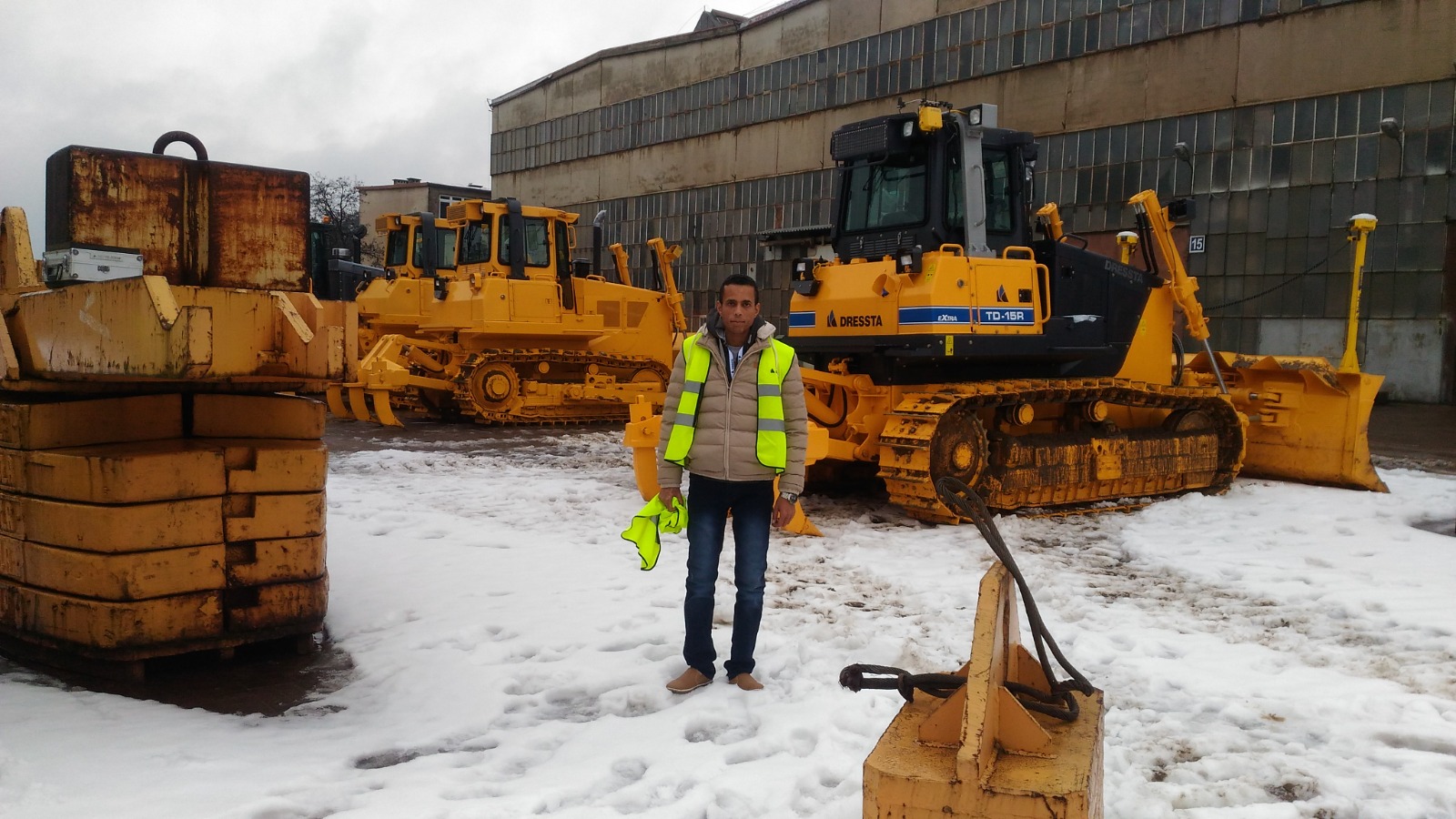 Heavy equipment service